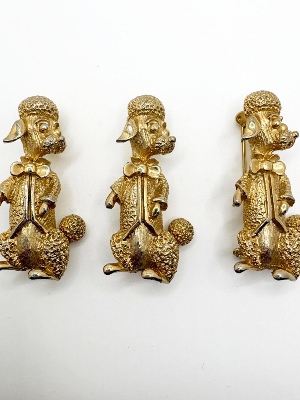 Vintage Poodle Brooch Set of 3 Gold Tone Dog Pins - Picture 3 of 3